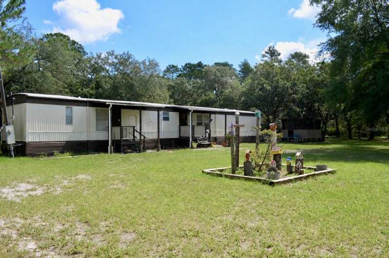 3 bedroom Manufactured Home at 33135 Forest Ridge Road, Forest Rdg #48-51, Deland — photo 1