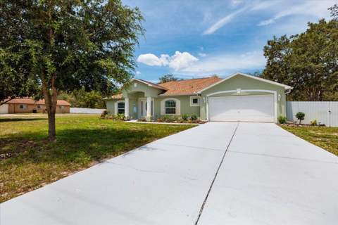 8343 Nittany Road, Weeki Wachee FL - photo 6 of 55