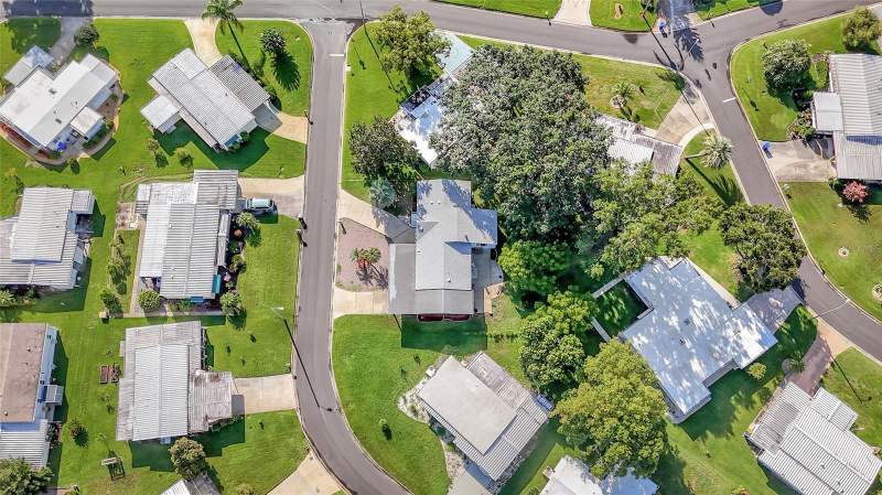 3 bedroom Manufactured Home at 1128 Forest Lane, Tavares Imperial Mobile Terrace Add 04, Tavares — photo 3