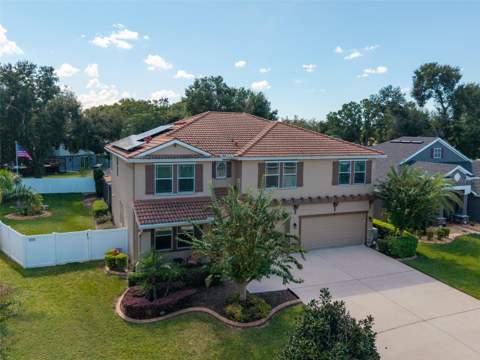 215 Parsons Woods Drive, Seffner FL - photo 8 of 82