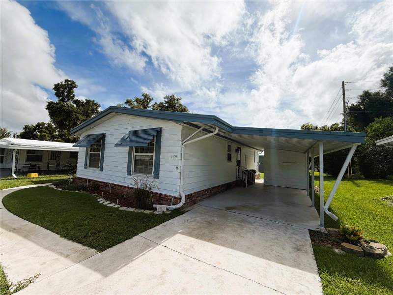 2 bedroom Mobile Home at 139 Aspen Circle, Hawthorne At Leesburg A Coop, Leesburg — photo 4