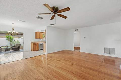 12431 Del Verde Drive, Largo FL - photo 12 of 39
