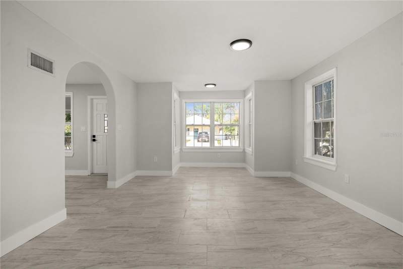 3 bedroom Single Family Residence at 309 Bath Street, Beekmans, Tarpon Springs — photo 4