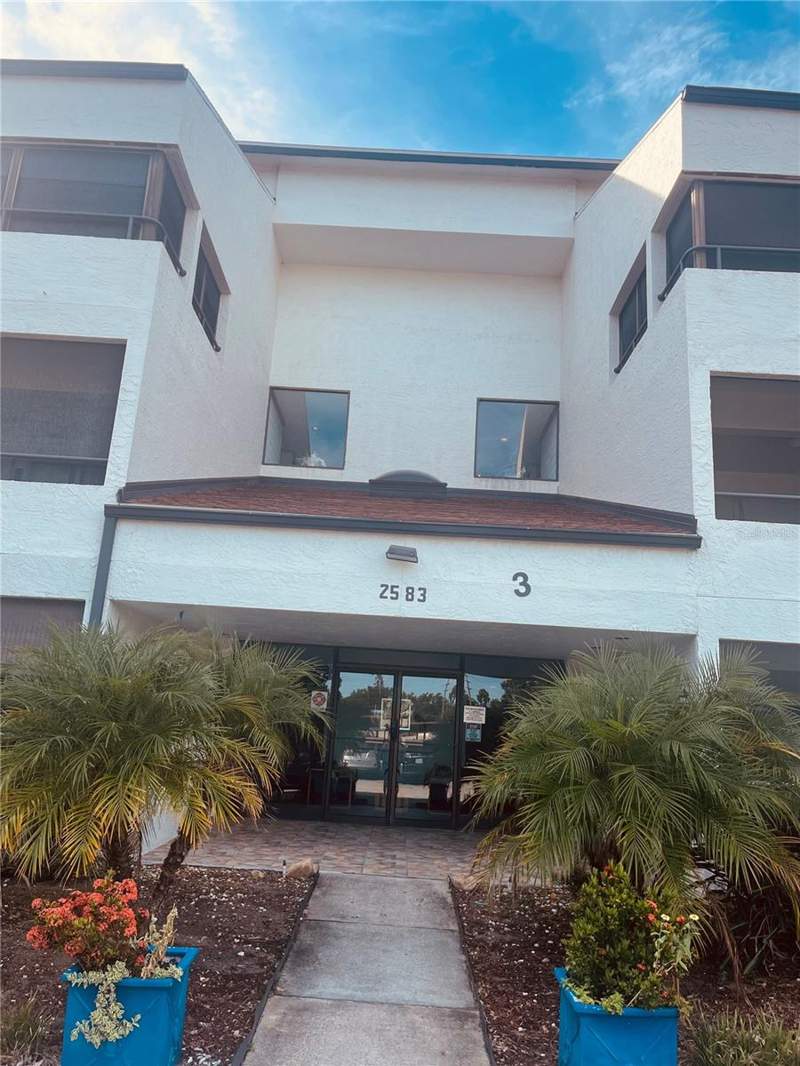 2 bedroom Condominium at 2583 Countryside Boulevard #3201, Inverness Condo, Clearwater — photo 3