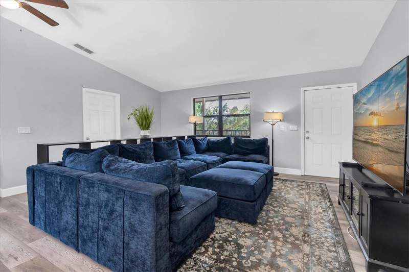 4 bedroom Single Family Residence at 15590 59th Street, Four Pines, Clearwater — photo 4