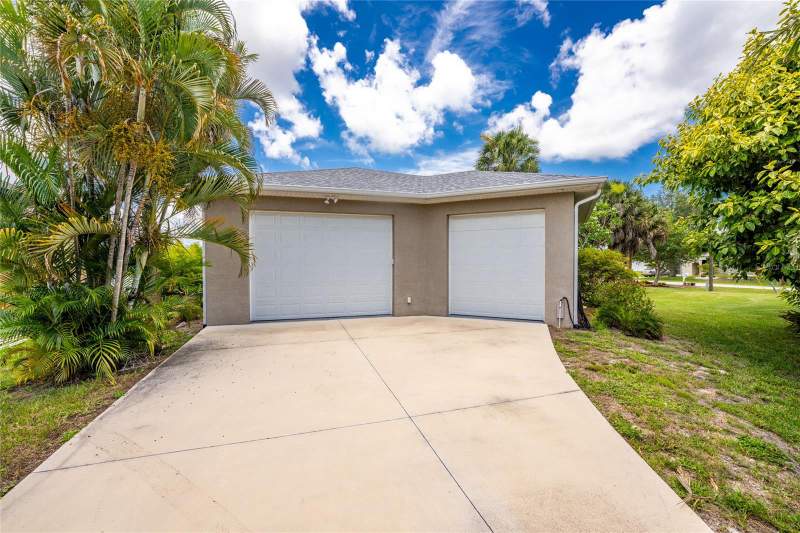 3 bedroom Single Family Residence at 5105 Ackley Terrace, Port Charlotte Sec 054, Port Charlotte — photo 3