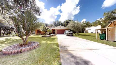 8614 W Varricchio Lane, $300k–$500k for sale in Crystal River