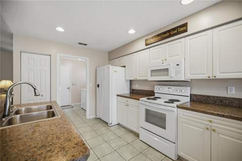32802 Crooked Oaks Lane, Leesburg FL - photo 19 of 55