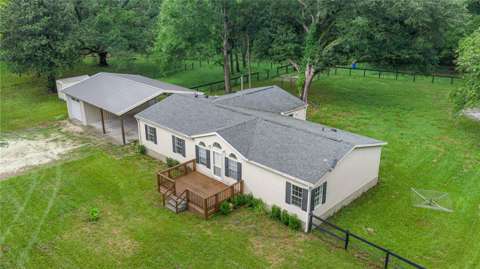 13250 NW 160Th Avenue, $300k–$500k for sale in Morriston