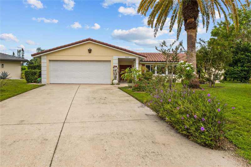 3 bedroom Single Family Residence at 3614 Pembrook Drive, Village Green Club Estates, Sarasota — photo 1