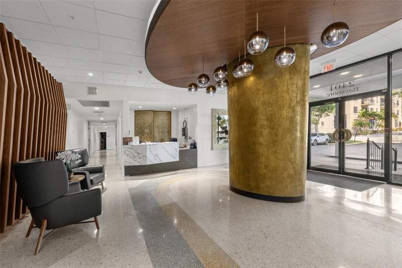 2 bedroom Condominium at 2401 Bayshore Boulevard #203, Harbour House Condo, Tampa — photo 3