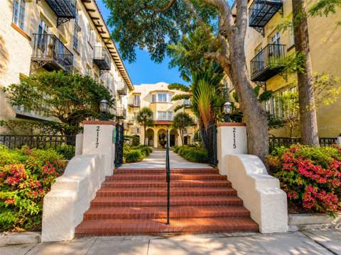 2117 W Dekle Avenue #H2, home for sale in Tampa 33606