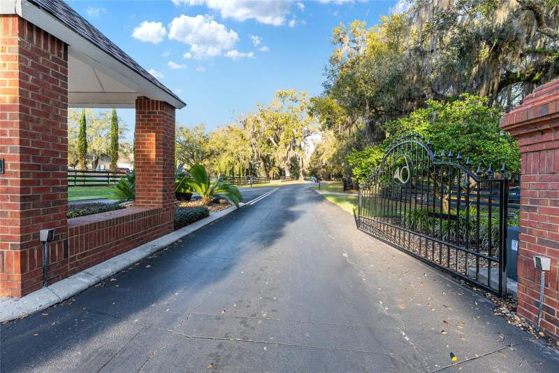 4 bedroom Single Family Residence at 14312 NW 41st Avenue, Steeplechase Farms, Newberry — photo 3