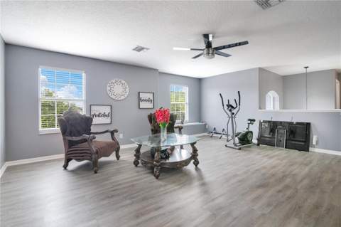 5047 Adair Oak Drive, Orlando FL - photo 14 of 35