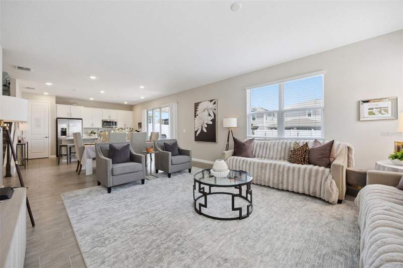 4 bedroom Single Family Residence at 1550 Sugarbelle Circle, Seasons At The Grove, Mascotte — photo 5