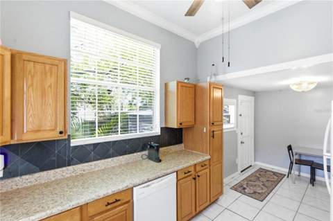 2318 W Cordelia Street, Tampa FL - photo 9 of 21