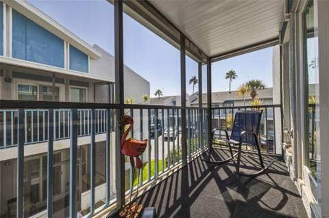 230 Medallion Boulevard #F, Madeira Beach FL - photo 12 of 33