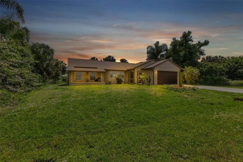 3 bedroom Single Family Residence at 23177 Rye Avenue, Port Charlotte Sec 013, Punta Gorda — photo 4