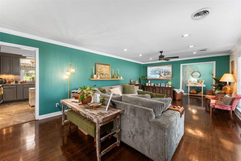 5 bedroom Single Family Residence at 258 SE Hillside Parkway, Hickory Park Sub, Lake City — photo 3