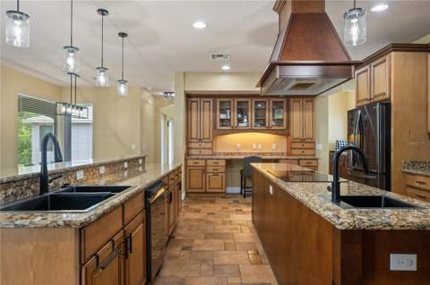 5920 Edgerton Avenue, Orlando FL - photo 11 of 56