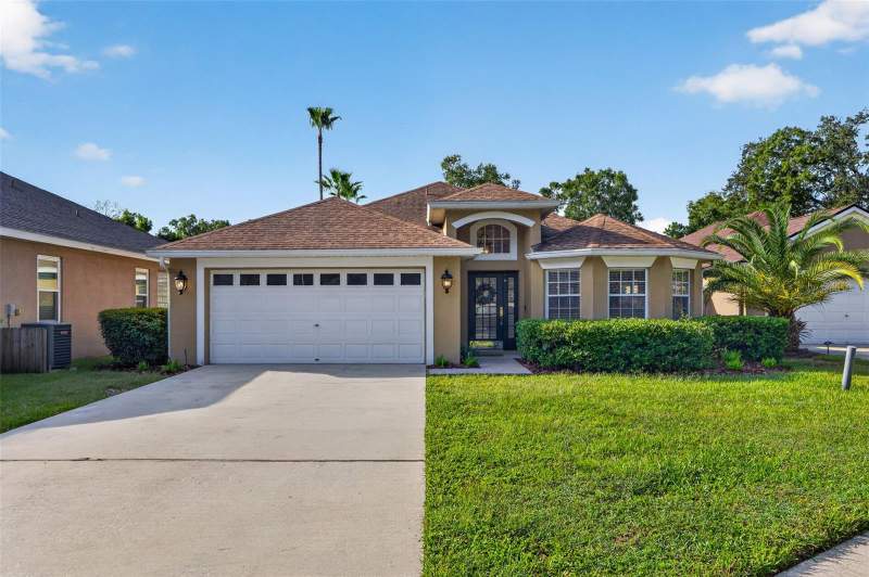 3 bedroom Single Family Residence at 4602 Dunnie Drive, Whispering Oaks First Add, Tampa — photo 2