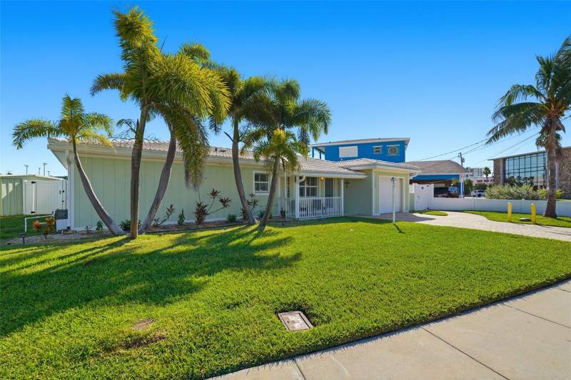 2 bedroom Single Family Residence at 15302 Harbor Drive, Lone Palm Beach 5th Add Blk 29 Rep, Madeira Beach — photo 4