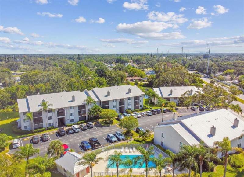 2 bedroom Condominium at 2067 Hunters Glen Drive #312, Hunter'S Glen Condo, Dunedin — photo 2