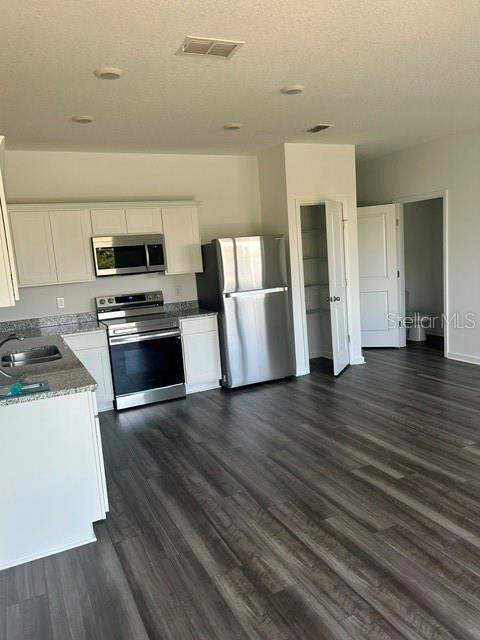 3 bedroom Townhouse at 6288 Bucket Court, D0Y | Dug Creek Townhomes, Gibsonton — photo 4