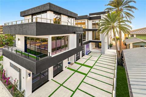 70 Gulf Boulevard, pool for sale in Indian Rocks Beach