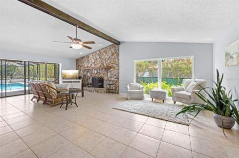 11238 Kodiak Wren Road, Weeki Wachee FL - photo 8 of 58