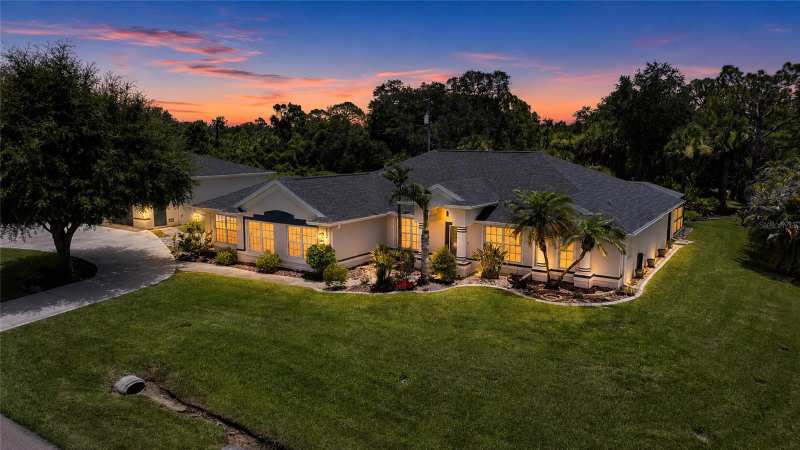5 bedroom Single Family Residence at 1282 Clearview Drive, Port Charlotte Sec 048, Port Charlotte — photo 1