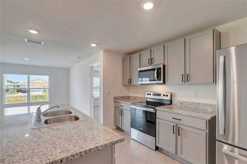810 Ace Outlaw Avenue, Ruskin FL - photo 18 of 39
