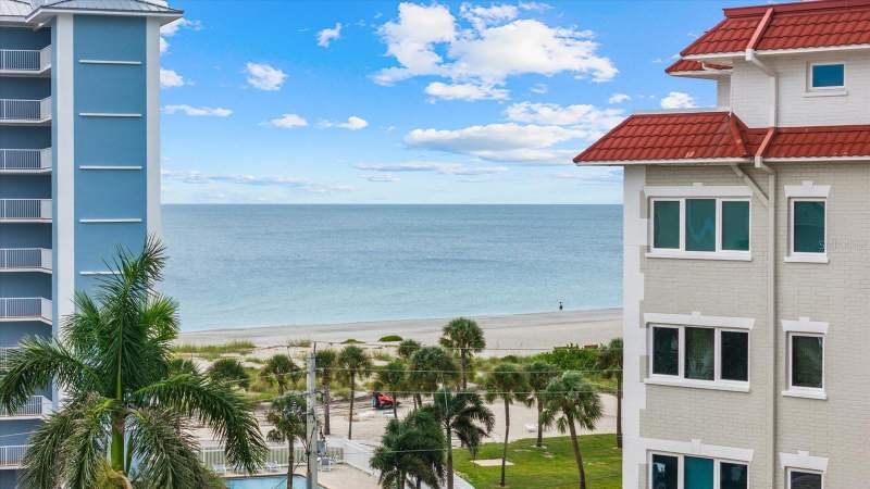 1 bedroom Condominium at 200 The Esplanade #B15, Gulf Point, Venice — photo 3