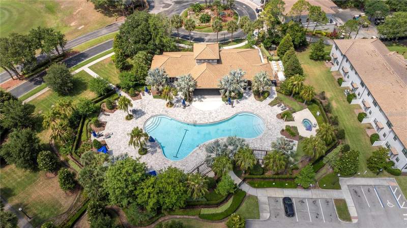 6 bedroom Townhouse at 1327 Shinnecock Hills Drive, The Vistas At Championsgate, Davenport — photo 4
