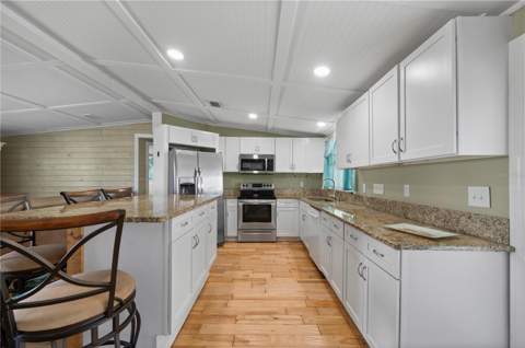 4220 Deltona Drive, Punta Gorda FL - photo 14 of 55
