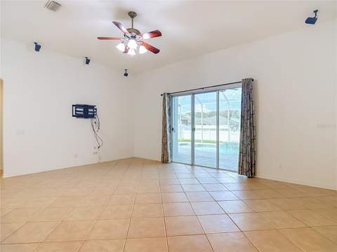 220 Ronja Lane, Valrico FL - photo 18 of 95