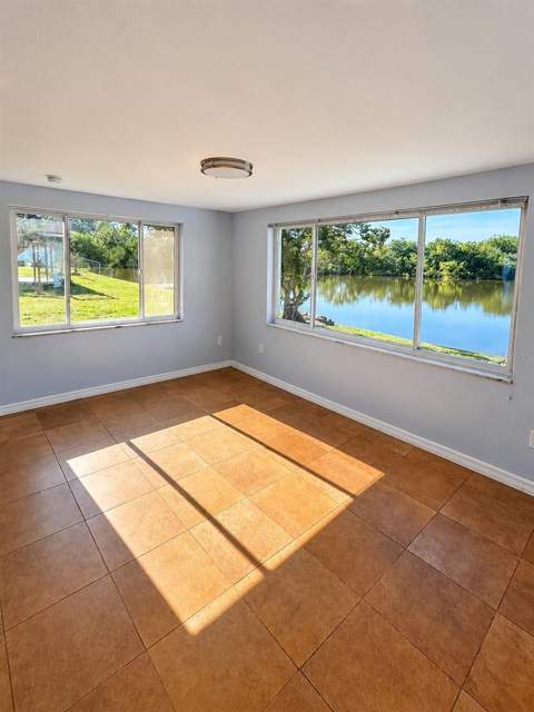 3631 Grayton Drive, New Port Richey FL - photo 16 of 40