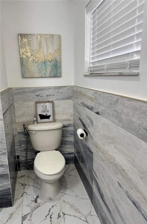 10114 Briarwick Court, Tampa FL - photo 19 of 42