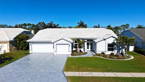 6948 Stetson Street Circle, home for sale in Sarasota 34243