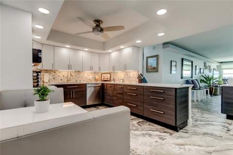 5200 Brittany Drive #204, St Petersburg FL - photo 11 of 70
