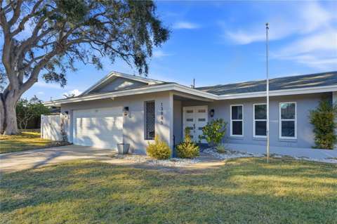 13945 106Th Avenue, pool for sale in Largo