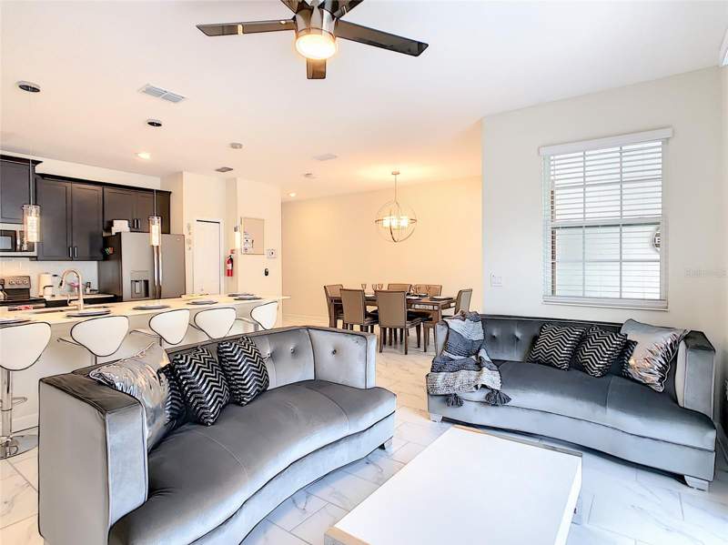 4 bedroom Townhouse at 4807 DEDICATION STREET, STOREY LAKE PH 3, KISSIMMEE — photo 3