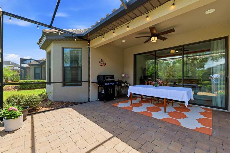 3 bedroom Single Family Residence at 8412 Alberata Vista Drive, Esplanade Of Tampa Ph 2A, Tampa — photo 4