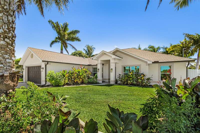 3 bedroom Single Family Residence at 3310 NW 5th Terrace, Cape Coral, Cape Coral — photo 2