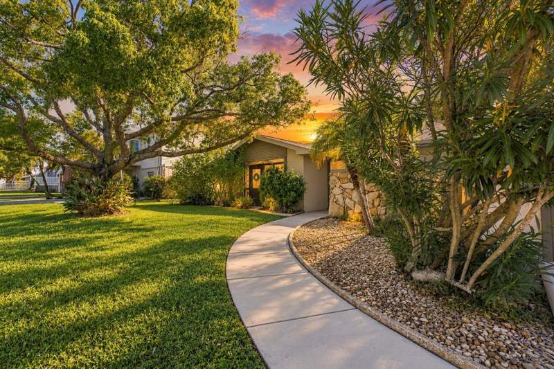 4 bedroom Single Family Residence at 4108 Daisy Drive, Hernando Beach, Hernando Beach — photo 3