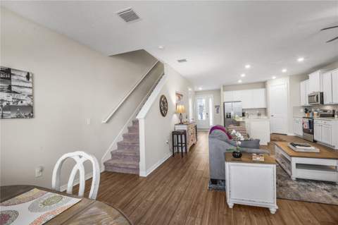 11240 Cay Spruce Way, San Antonio FL - photo 14 of 66