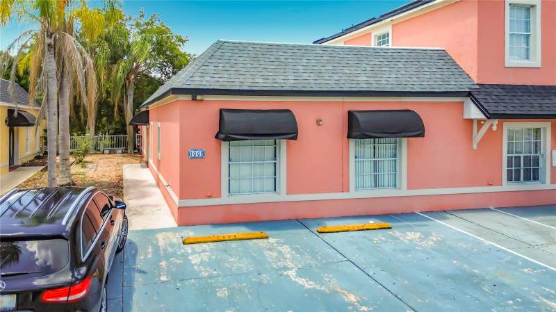 3 bedroom Townhouse at 1008 Universal Rest Place, Eric Estates, Kissimmee — photo 2