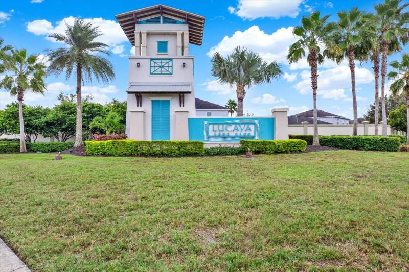 5 bedroom Single Family Residence at 11702 Lake Lucaya Drive, Lucaya Lake Club Ph 3, Riverview — photo 5