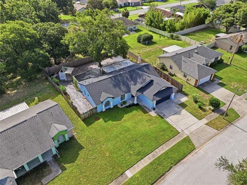 3 bedroom Single Family Residence at 15617 Kensington Trail, Greater Hills Ph 05, Clermont — photo 2