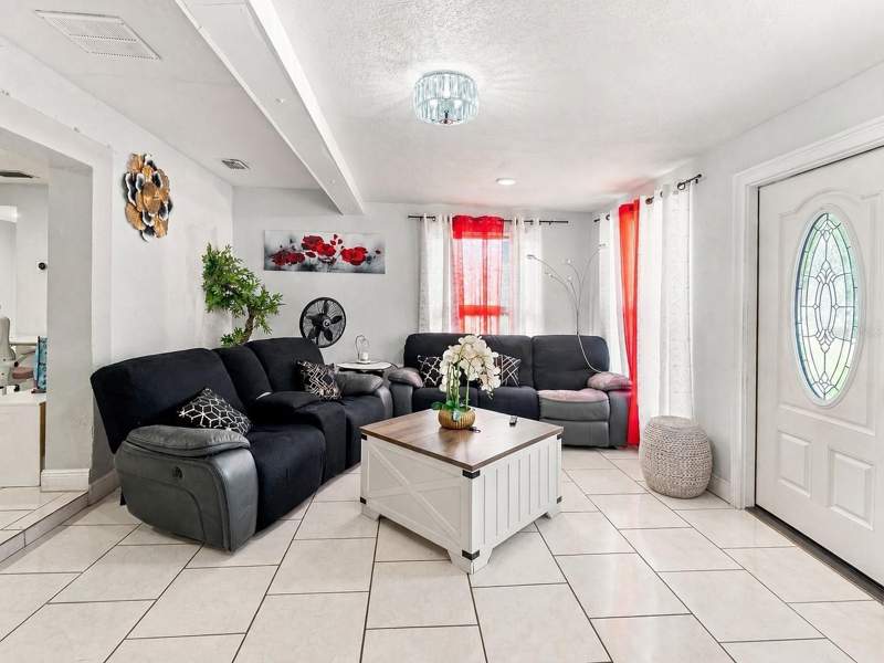 4 bedroom Single Family Residence at 6819 32nd Avenue, South Tampa Subdivision, Tampa — photo 5